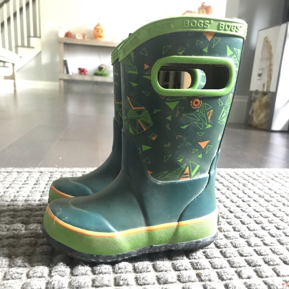 Toddler Bogs size 7